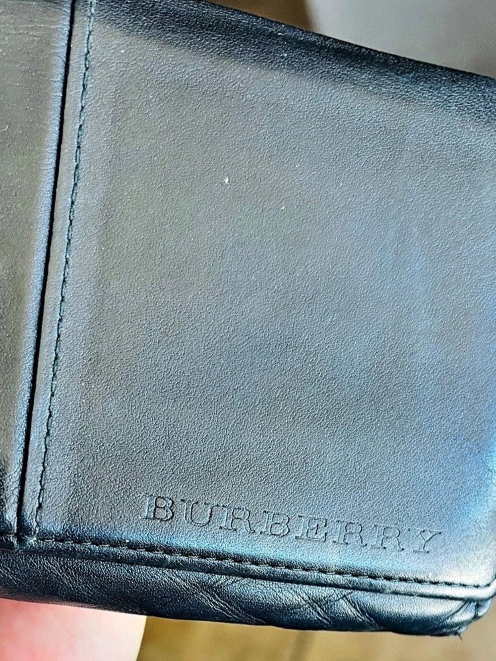 Burberry Nova Check plaid Continental Wallet in Black & Red - Picture 7 of 9